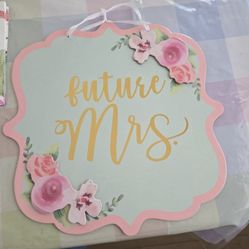 Mini Bridal Shower Decor/ games
