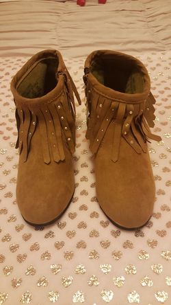 Girls boots size 1 New
