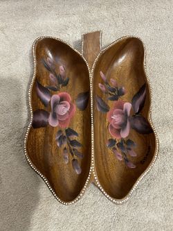 HandPainted Wooden 2 Serving Dish By: Gisela 6 1/2” (W), 9 1/2” ( L), 1 1/2” (H)