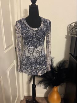 Large long sleeve lace top