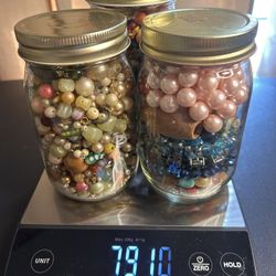 5 pounds of vintage beads