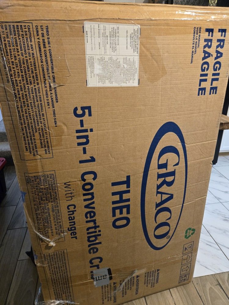 Graco THEO 5 In 1 Convertible Crib