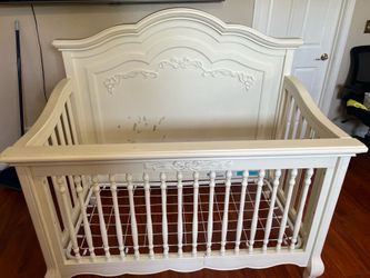 Evolur Aurora Crib