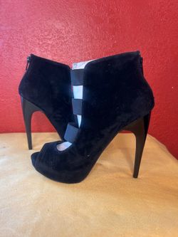Black dollhouse stilettos