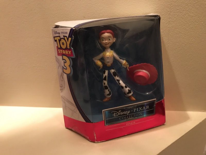 Jesse toy store 3 collectable figure