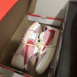 Jordan Lows Travis Scott’s 