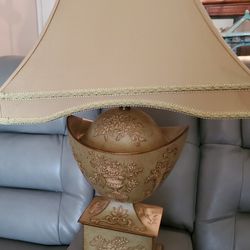 BEAUTIFUL,VINTAGE LAMP