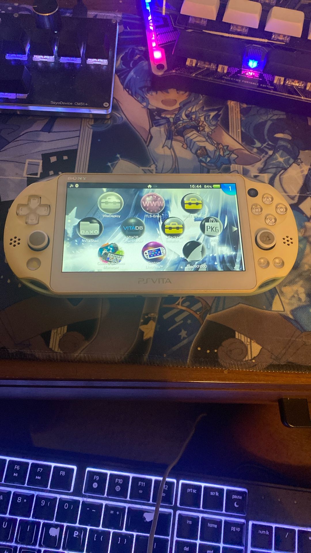SONY PSVITA 2000 MODED
