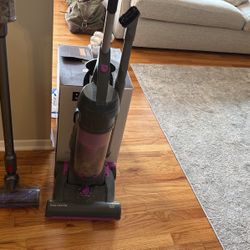 Vacuum - Bagless