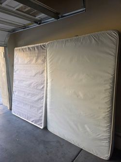 Full Size Mattress and Box Spring - FREE