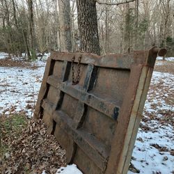 Dump Truck Tail Gate