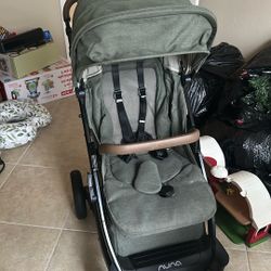 Baby Stroller Nuna 