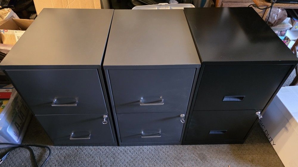 Metal Locking Filing Cabinets
