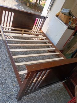 Fullsize bedframe