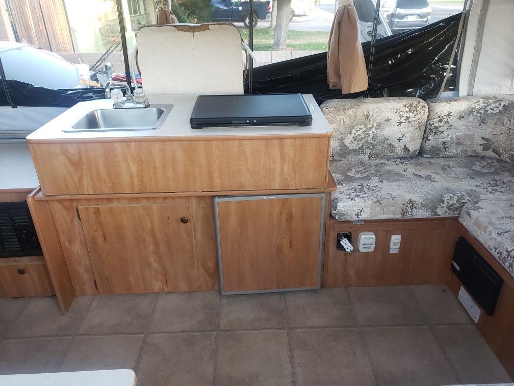 2000 Starcraft Pop up Camper for Sale in Chandler, AZ OfferUp