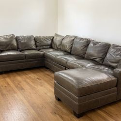 Thomasville 4pc Leather Sectional Couch