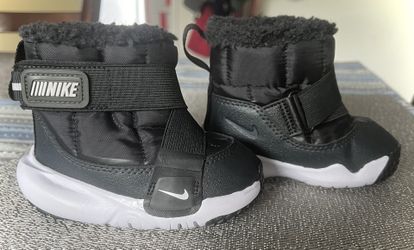 Make an offer need gone asap! Infant/Toddler Nike Winter Boots