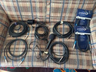 Box of Instrument cables mostly 1/4"