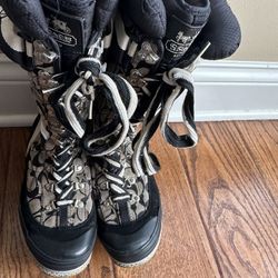 Authentic Coach boots  Size 8