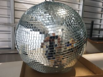 18" mirror ball /motor /2 spots lights