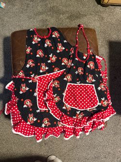Minnie Mouse Apron Set Adult and Child