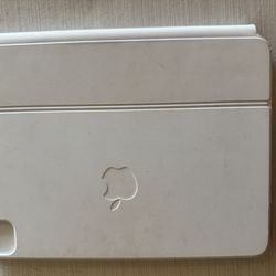 Apple Magic Keyboard for iPad (White)