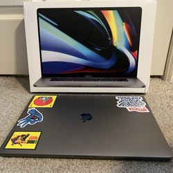 Apple - MacBook Pro - 16" Display with Touch Bar - Intel Core i7 - 16GB Memory - AMD Radeon Pro 5300