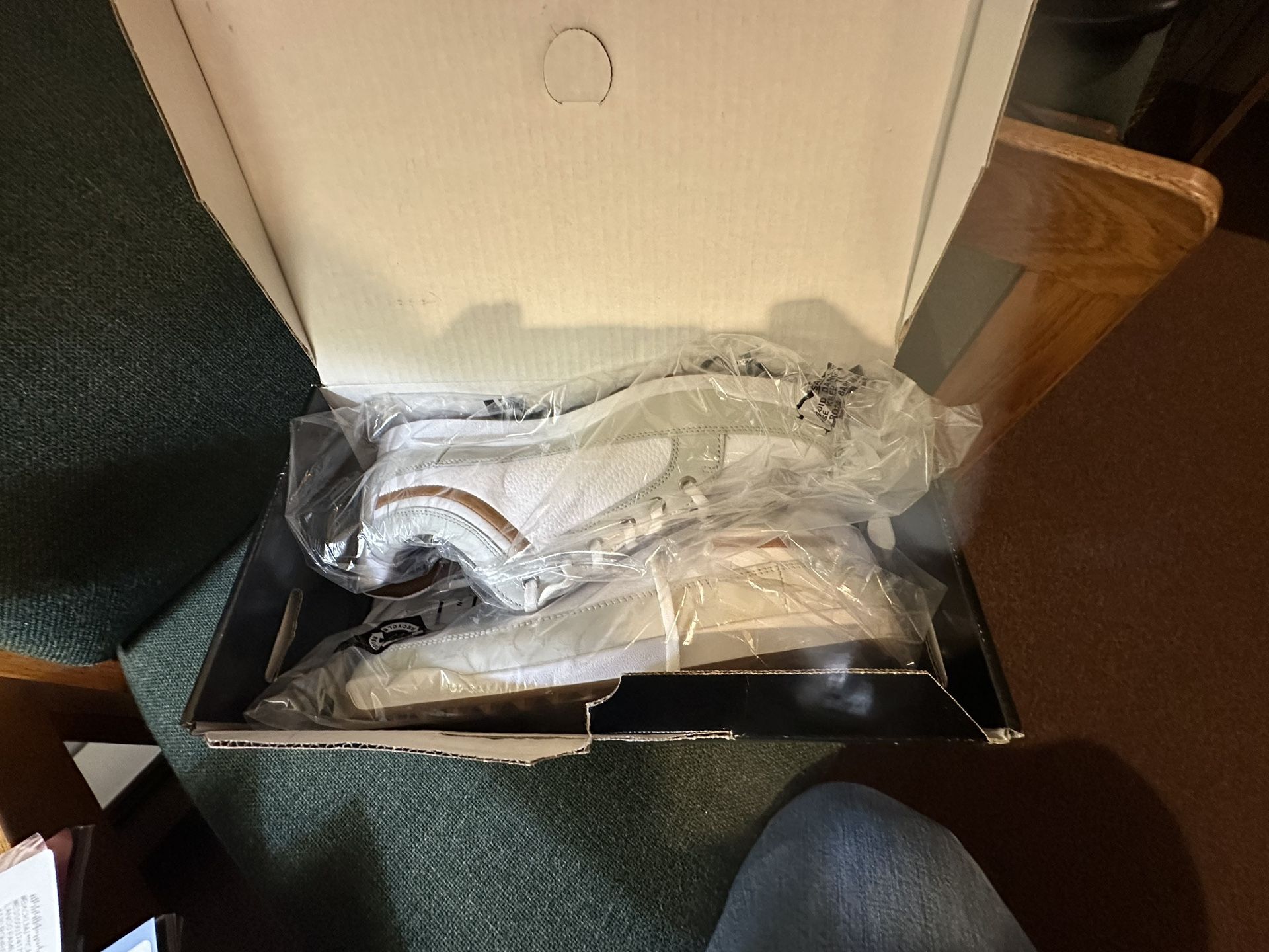 Mens Footjoy Golf Shoes (New!! / Size: 11XW)