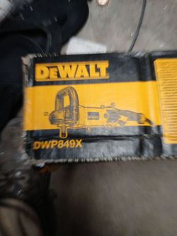 DEWALT DWP849X Variable Speed Polisher