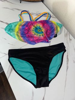 Swim suit 10/12