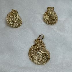 Earrings And Pendant 