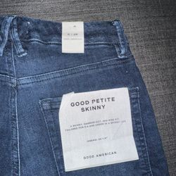 Good American Size 6 Skinny Jeans 