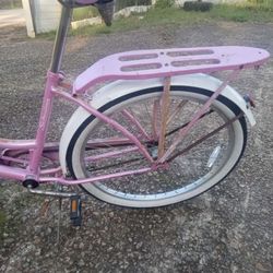 Schwinn Windwood Beach Cruiser 