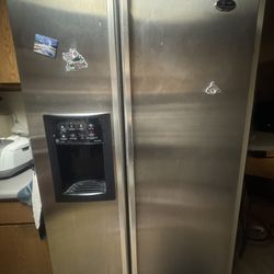 GE Stainless Steel Refrigerator 