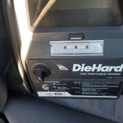 Die Hard 750 Portable Power Jumper Box With Usb for Sale in Long Beach, CA  - OfferUp