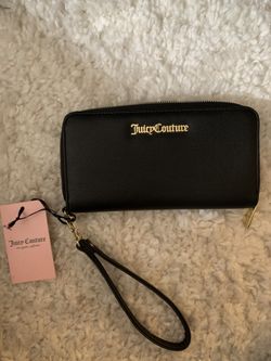 Juicy couture wristlet