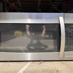 Kenmore Space Saver Microwave