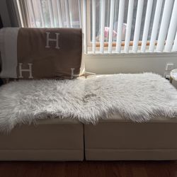 2 White Ottoman
