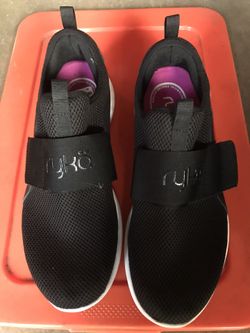 Women’s Shoes