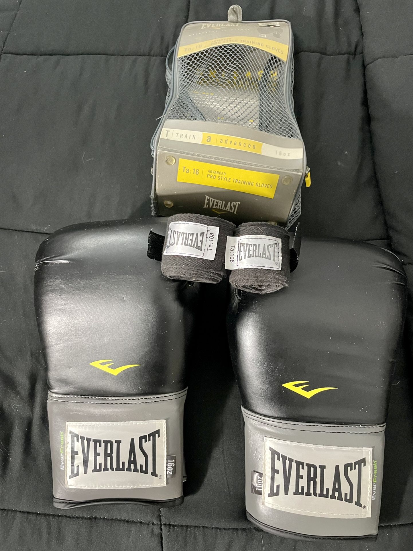 Everlast Advanced Pro Style Training Gloves 16 oz Black TA-16 Brand New In  Box 