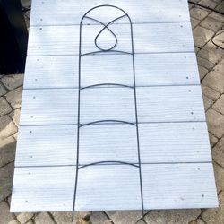 32” Wire Trellis: 32”H x 8”W-$5 Each