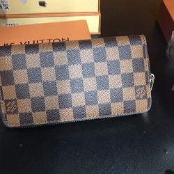 Designer Wallet