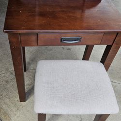 Mesa Con Espejo