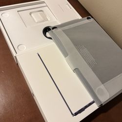 2025 Apple MacBook Air M4 Midnight