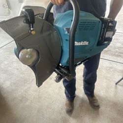 Concrete Saw (Makita)