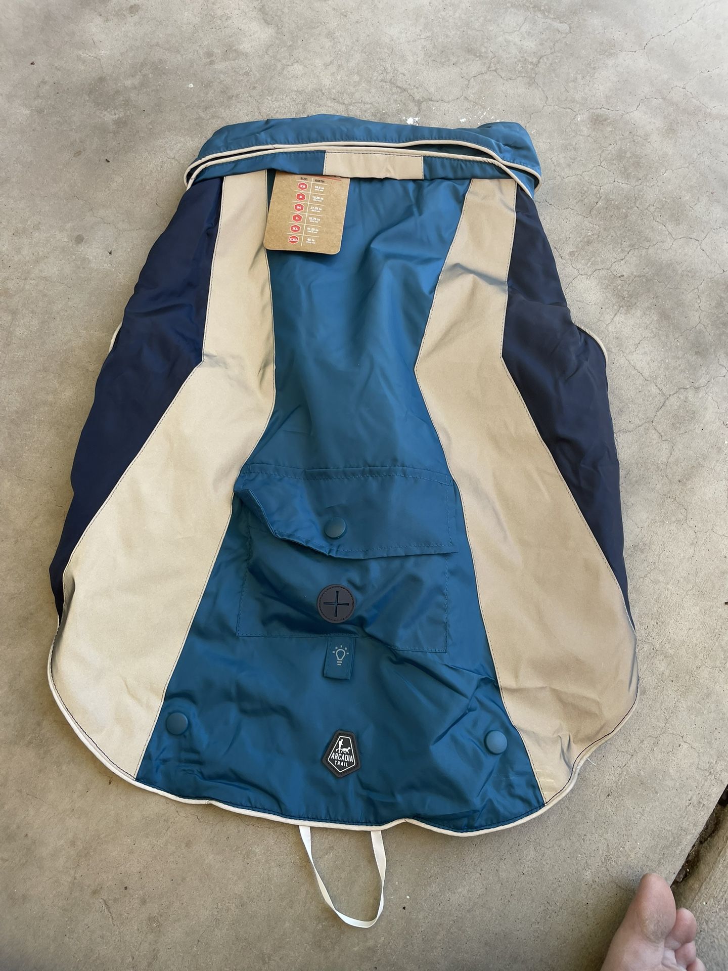 L 3-in-1 Arcadia Dog Jacket