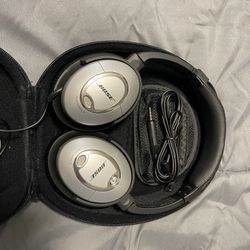 Bose  QC15 Headphones 