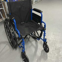 Drive Medical Wheelchair – Excellent Condition