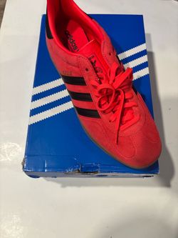 adidas Gazelle Indoor / Lucid Red Core Black Gold Metallic / Men 13 - Women 14