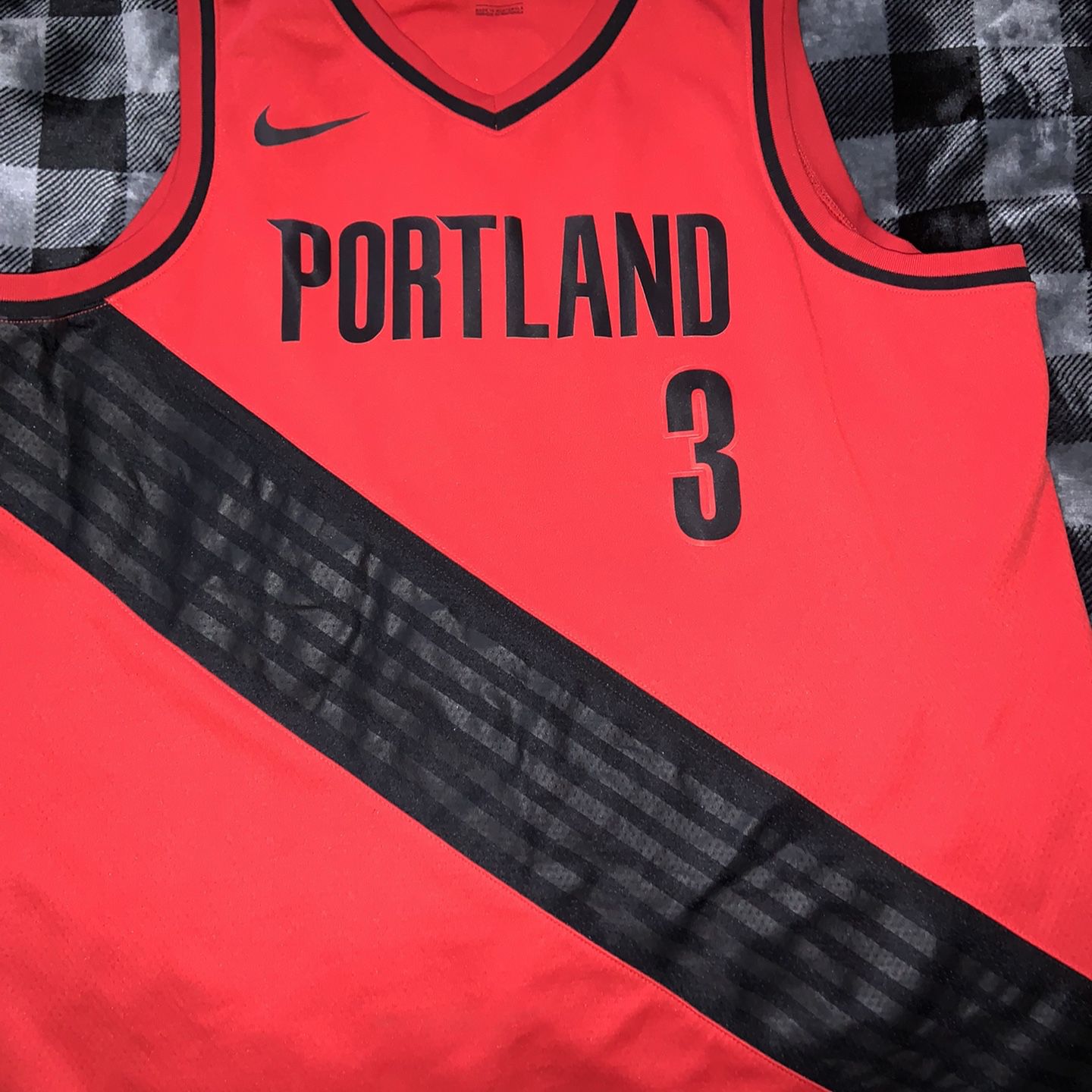 Portland Trail blazers jersey for Sale in Sherwood, OR - OfferUp